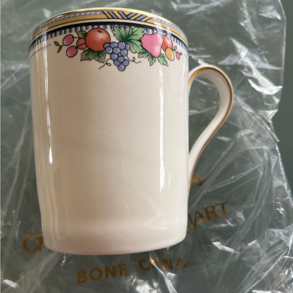 Christopher Stuart Fruit Basket coffee tea Mug 3 3/4" Y1008 Bone China new